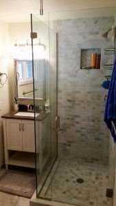 bathroom-remodel-Grapeview-Washington-quartz-tile-2