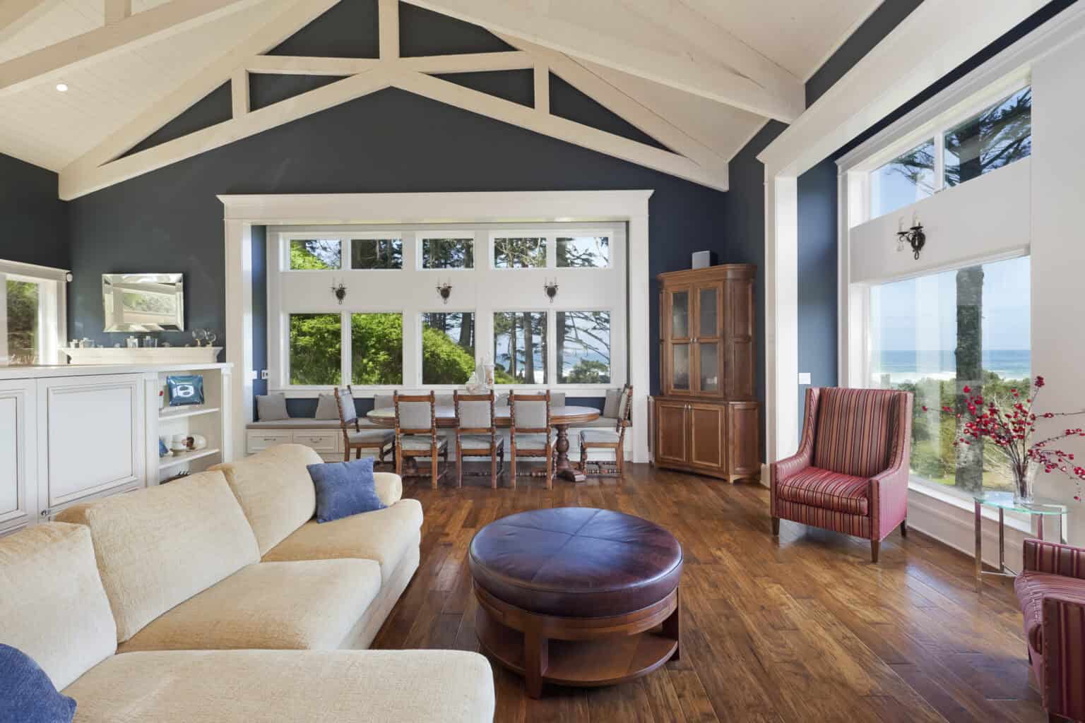 beautiful living room