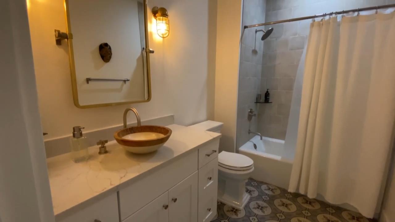 belfair custom home build bathroom 2