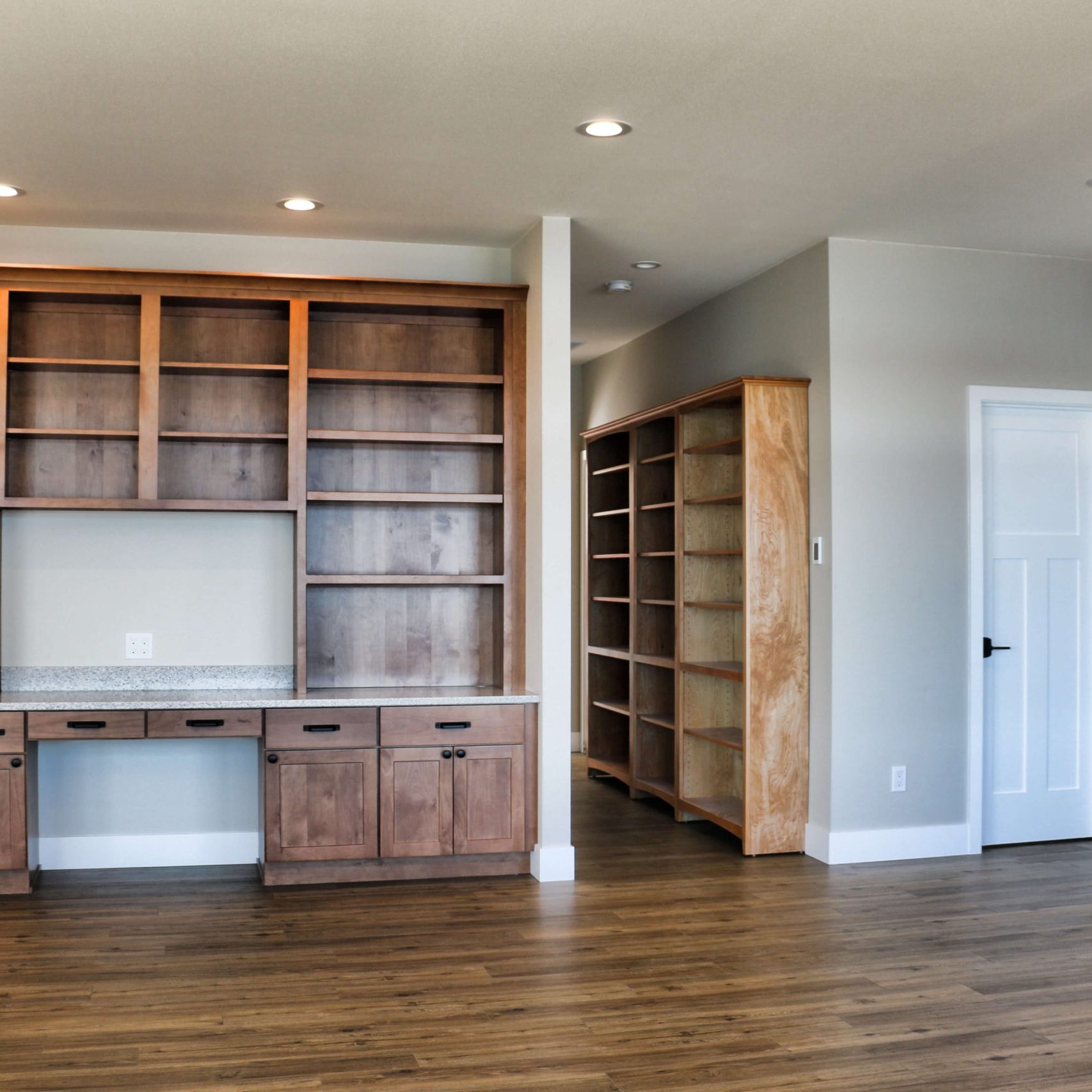 custom home build in grapeview office cabinets