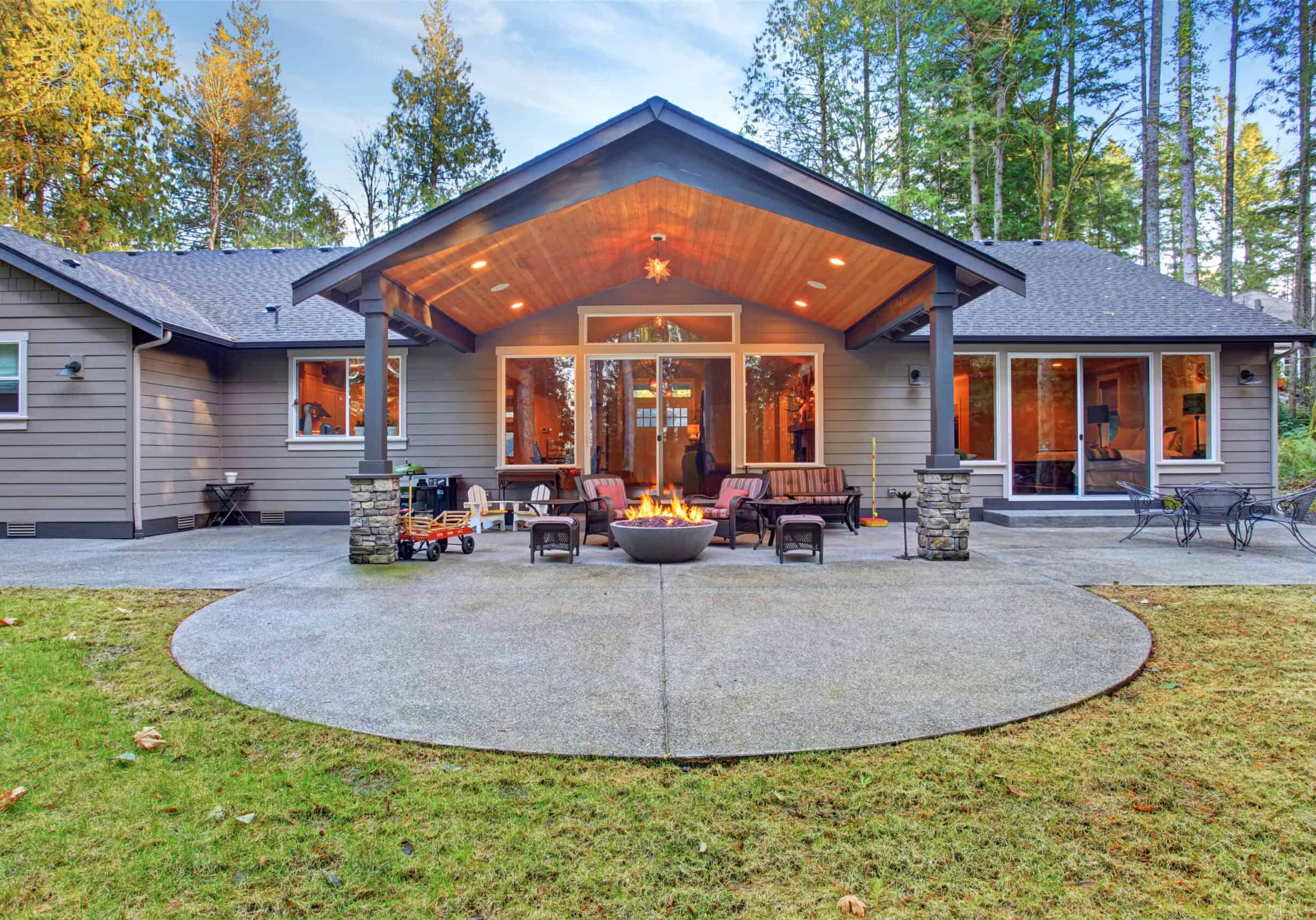 large back yard with grass.